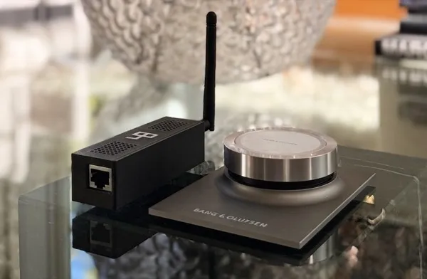 Lydbro Zero with Essence Remote